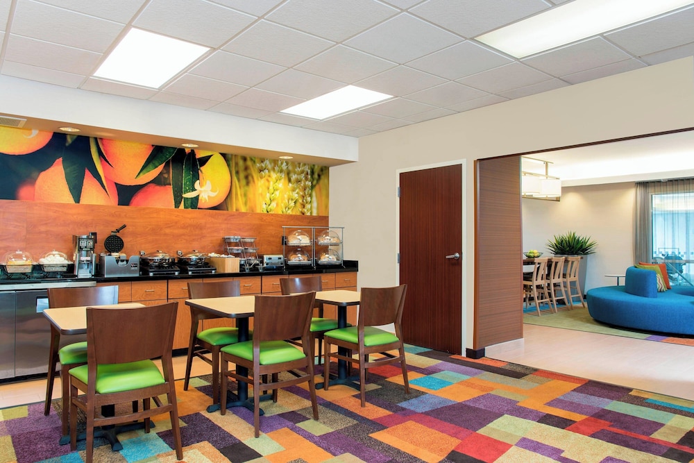 Fairfield by Marriott Inn & Suites Bloomington - photo 23