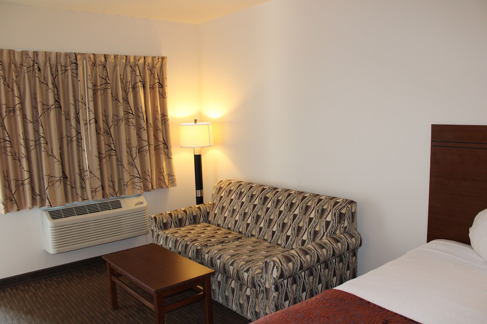 Yellowstone Big Rock Inn - photo 10