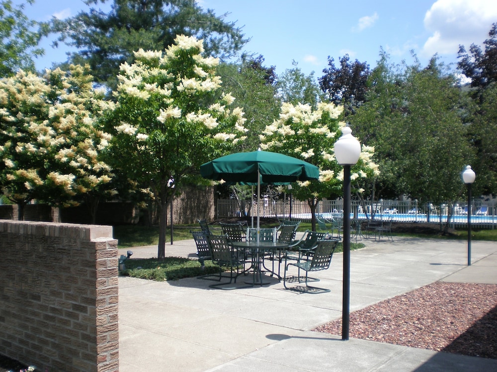 Holiday Inn Express Poughkeepsie by IHG - photo 43