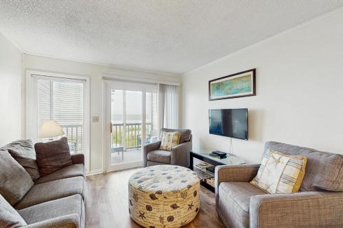 On the Beach — 4-Star Luxury Hotel in Myrtle Beach, United States