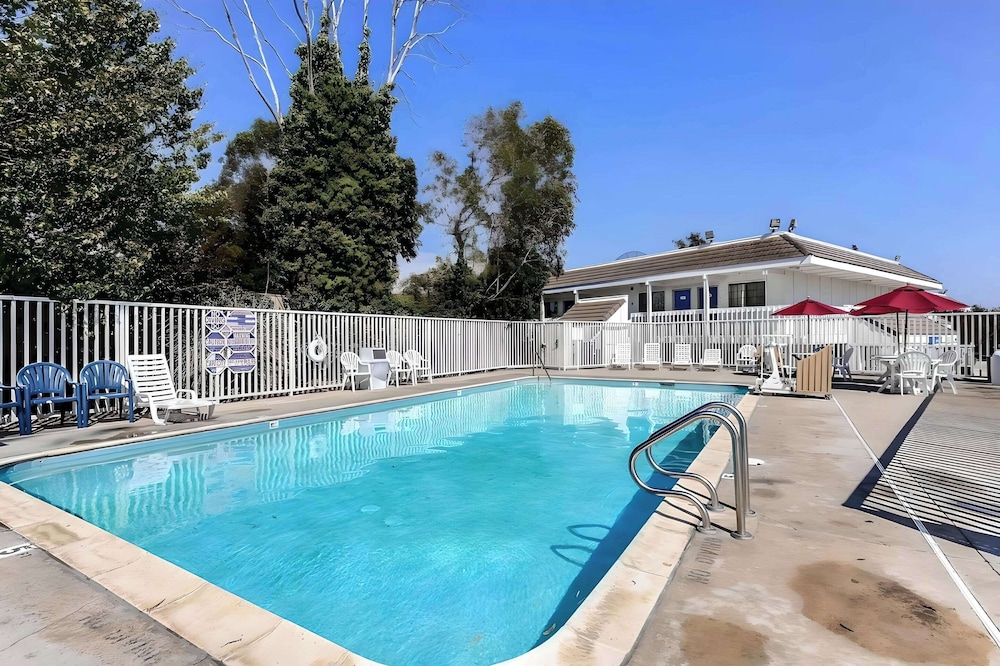 Super 8 by Wyndham Livermore - photo 19