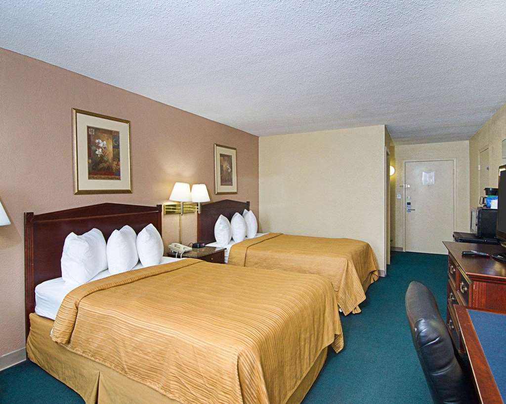 Quality Inn Shenandoah Valley - photo 8