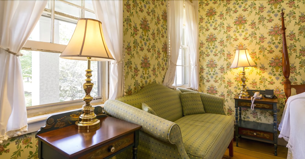 Hancock Inn - photo 35