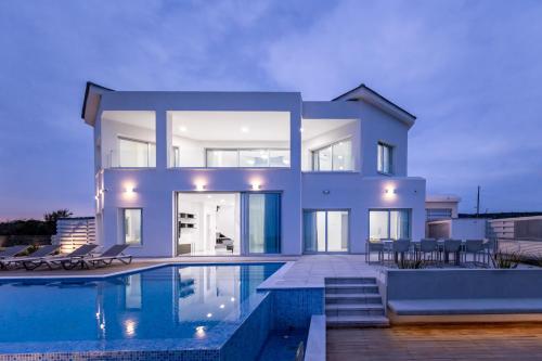 Mediterranean Dream Beachfront Villa — 4-Star Luxury Hotel in Larnaca, Cyprus