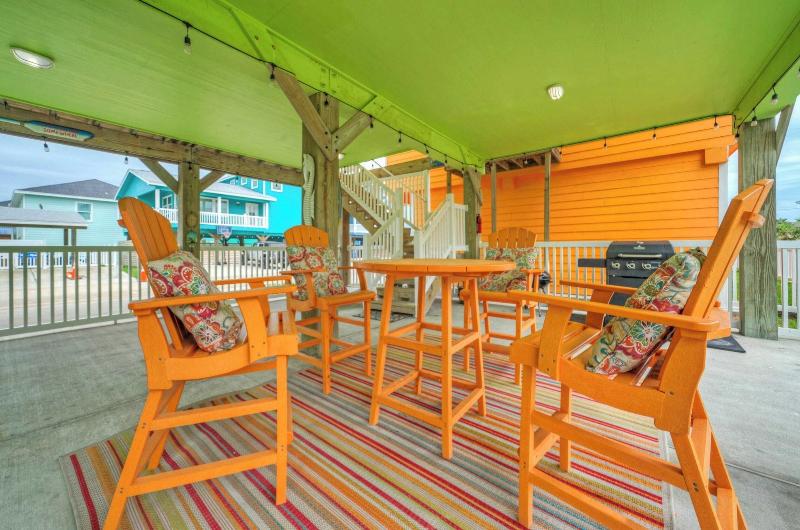 Reel Life Dreams by Avantstay Pool Near Beach - photo 34