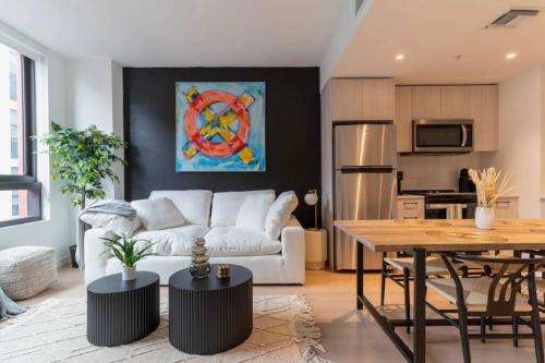 Wynwood 1BR l Rooftop Pool & Gym — 4-Star Luxury Hotel in Miami, United States