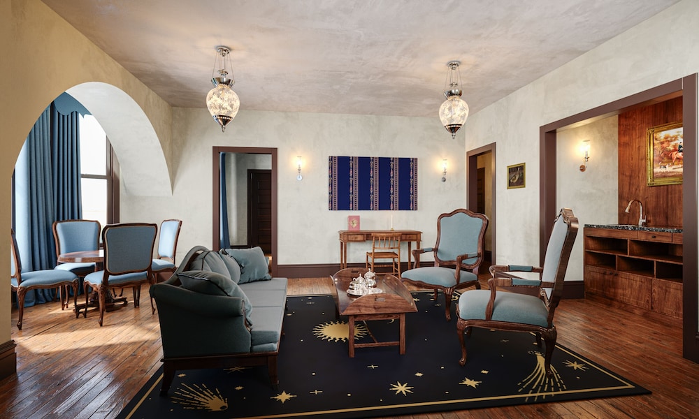 Shenandoah Mansions - photo 9