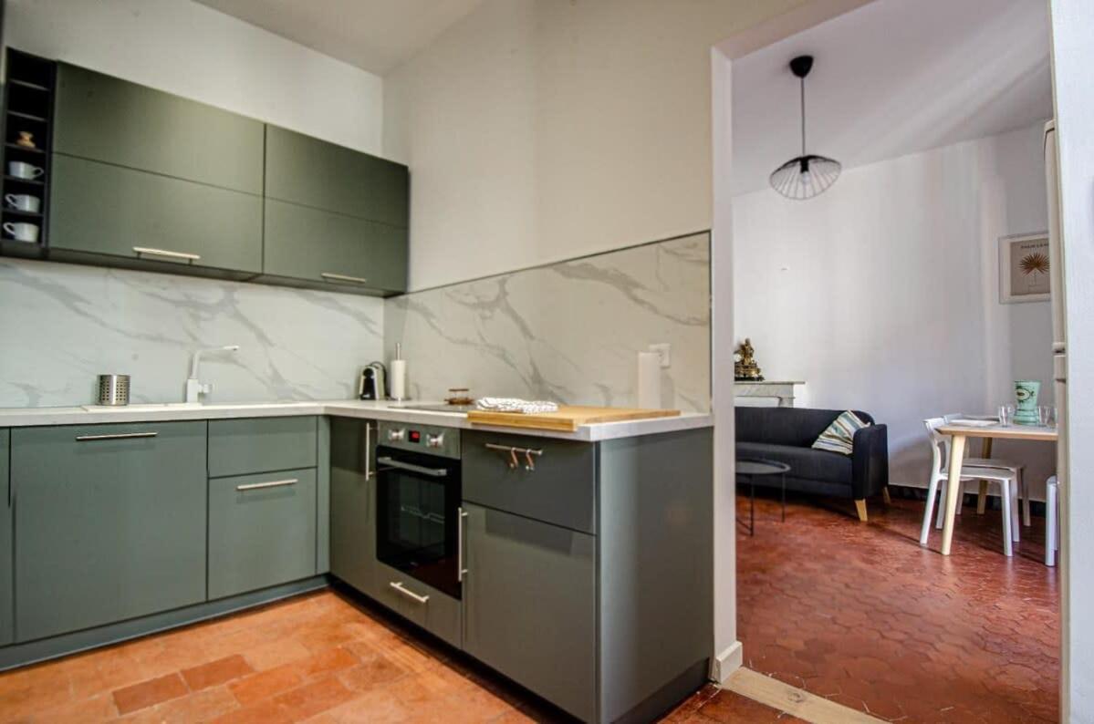 Casamea Famille 2 Chambres Centre Calme — 4-Star Luxury Hotel in Ajaccio, France