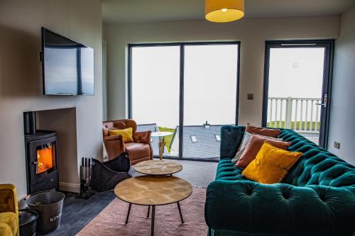 Residence 6 by Together Travel Luxury 2 Bed Penthouse Apartment — 4-Star Luxury Hotel in Bangor, United Kingdom