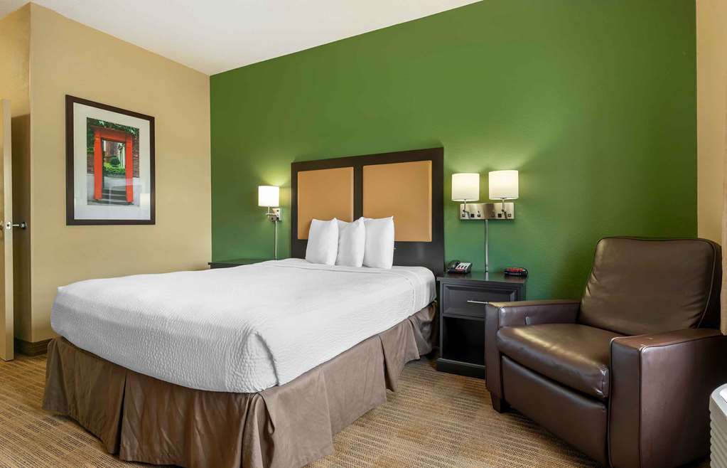 Extended Stay America Select Suites Chicago O'Hare - photo 7
