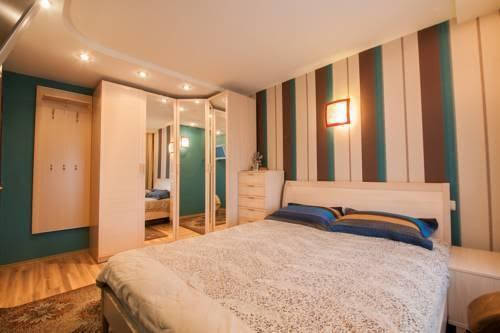 Kvartirov Apartmnets on Teatralnoy in Krasnoyarsk, Russia