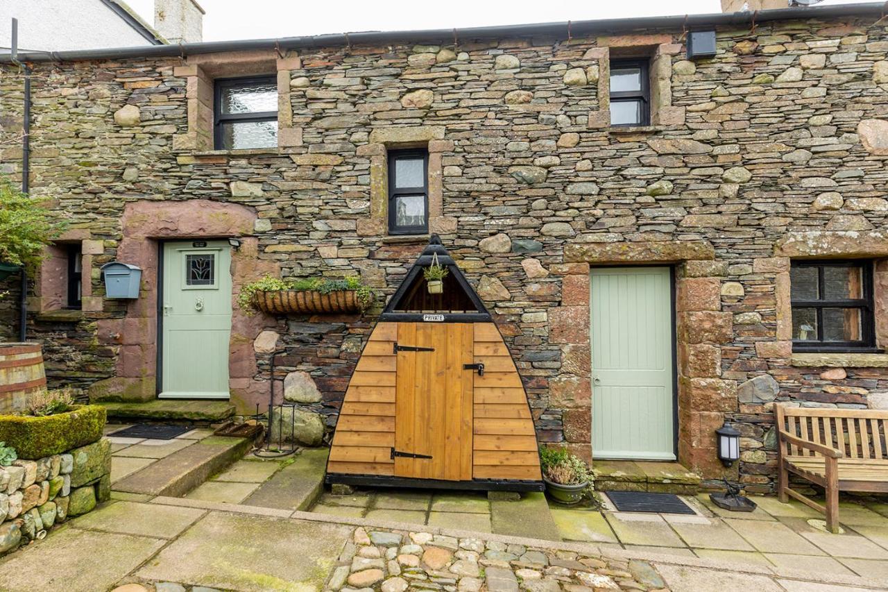 HIGH TREES BYRE Two bed Cottage with Log Burner & Incredible Views — 4-Star Luxury Hotel in Workington, United Kingdom