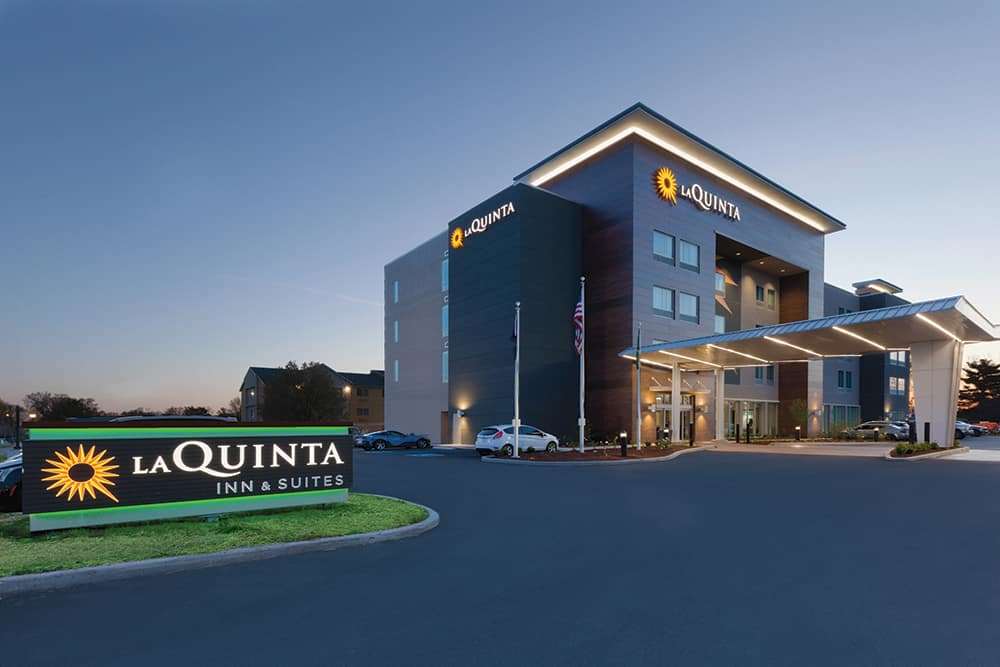 La Quinta Inn & Suites by Wyndham Lewisville - photo 3