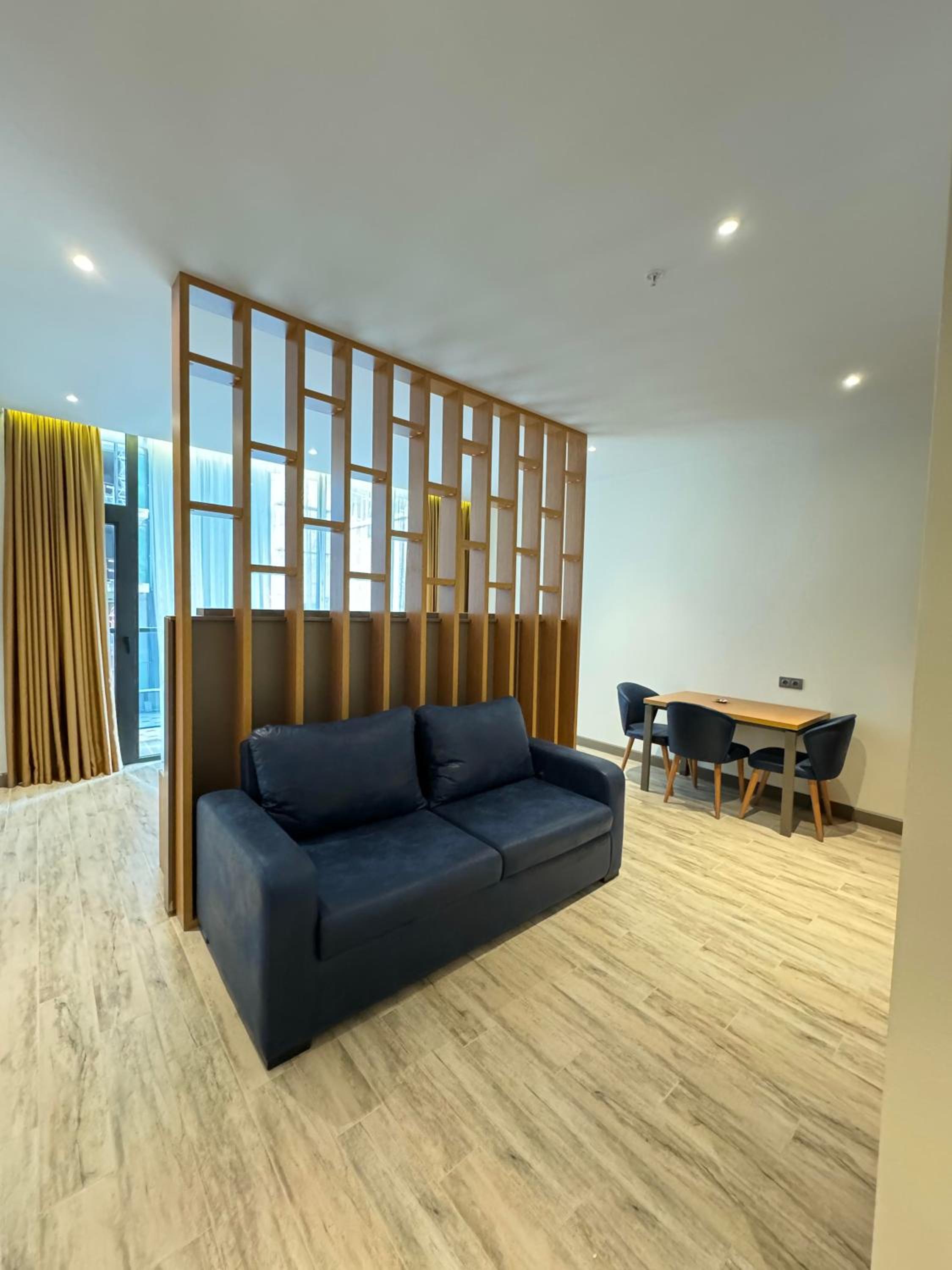 New wave apart hotel