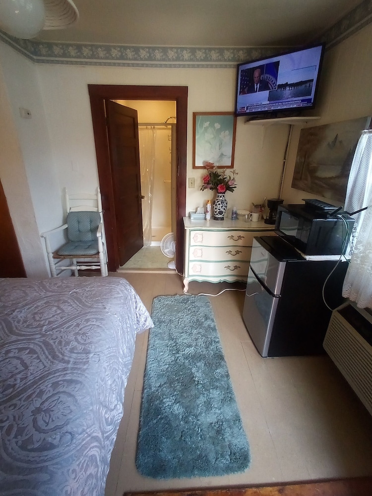Sea Breeze Inn - photo 10