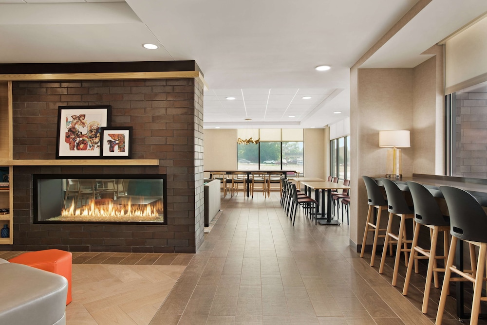 Home2 Suites by Hilton Madison Central Alliant Energy Center - photo 2