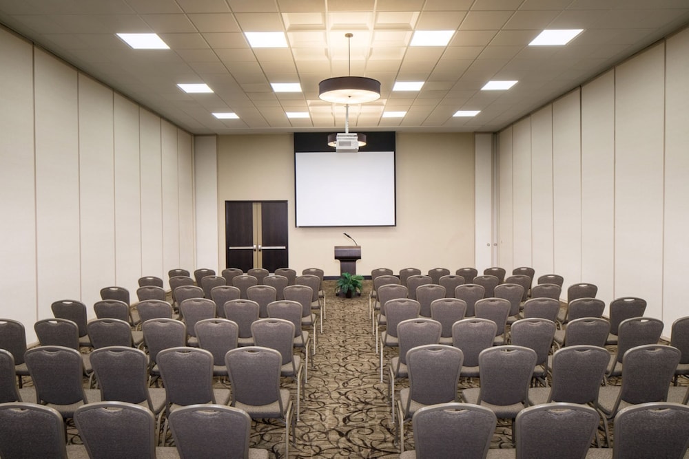 Kent State University Hotel and Conference Center - photo 22