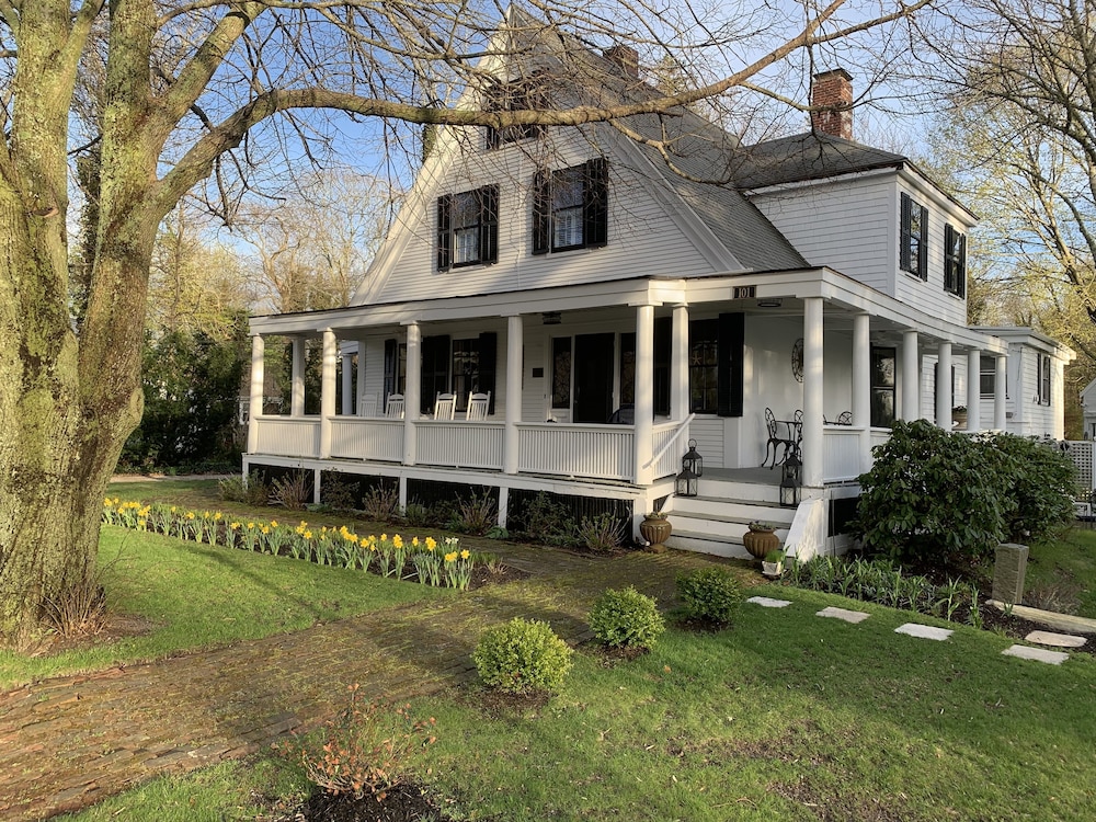 Olde Captains Inn — hotel in Yarmouth Port