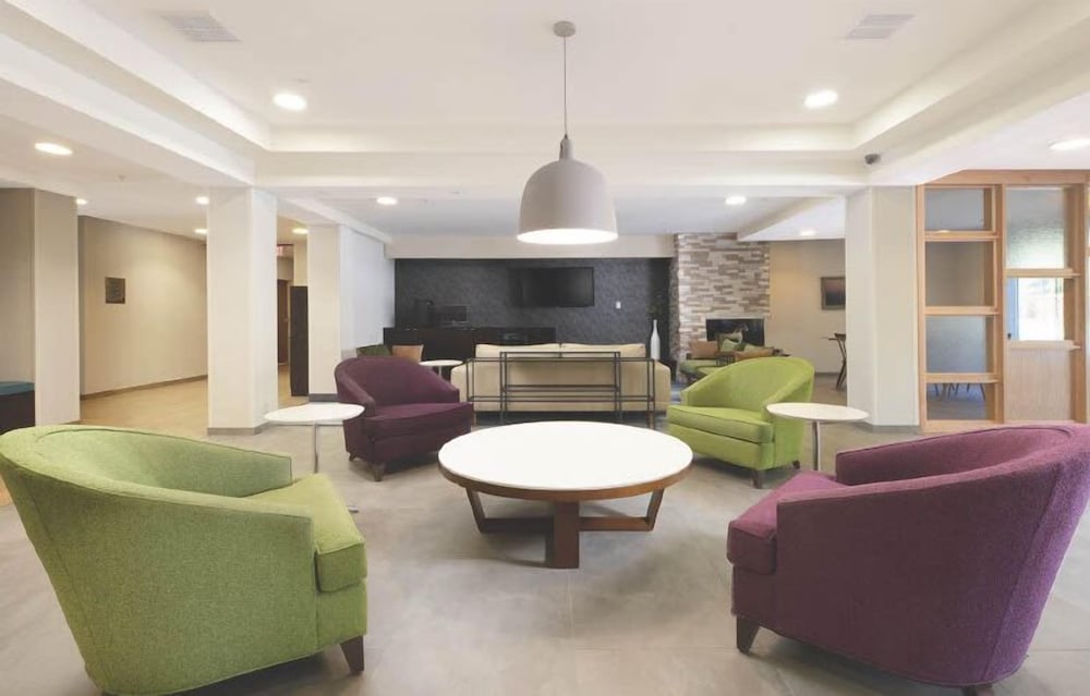 Fairfield Inn & Suites by Marriott Edmond - photo 12