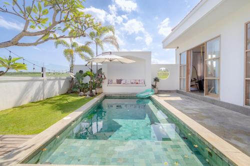 Cantik Maria Stylish 3BR Villa with Calming Ricefield Views — 4-Star Luxury Hotel in Canggu, Indonesia