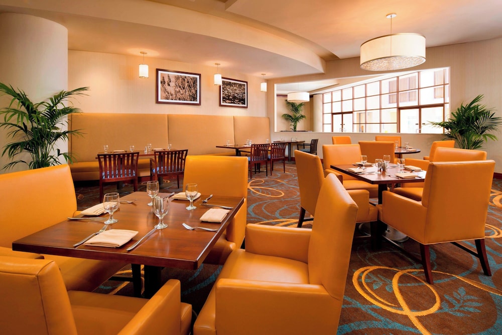 Sheraton Agoura Hills Hotel - photo 24