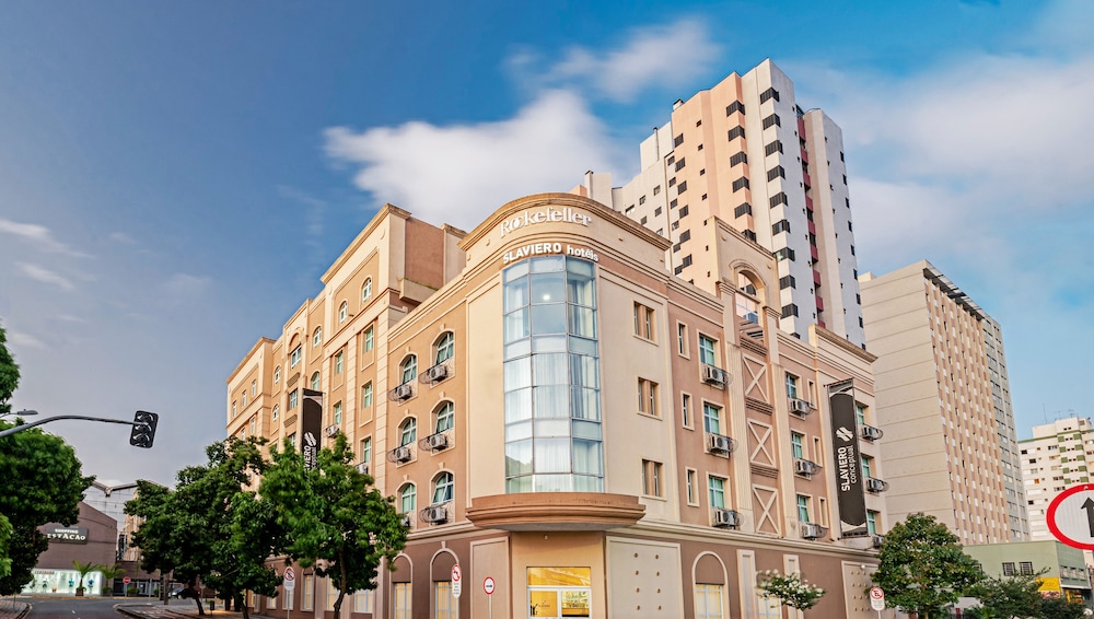 Manhattan Floor — 4-Star Luxury Hotel in Curitiba, Brasil