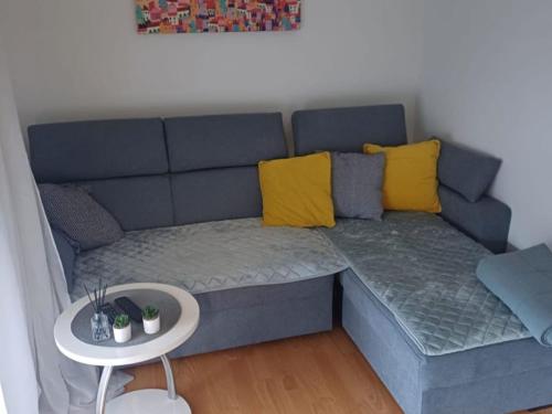 Apartment Alba Three Bedroom Apartment with Loggia — 4-Star Luxury Hotel in Split, Croatia