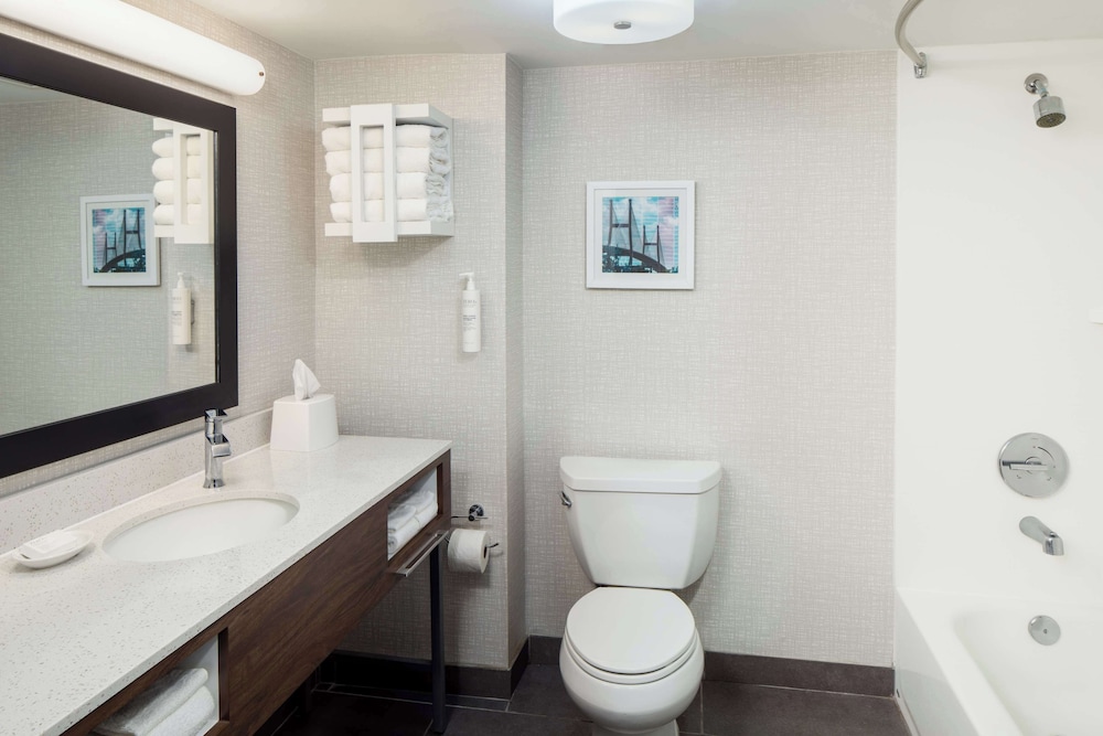 Hampton Inn & Suites Savannah I 95 South Gateway - photo 14