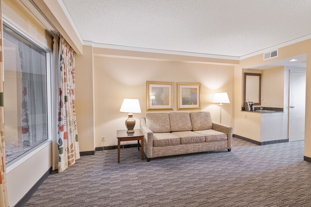 Harmony Suites Secaucus Meadowlands - photo 23