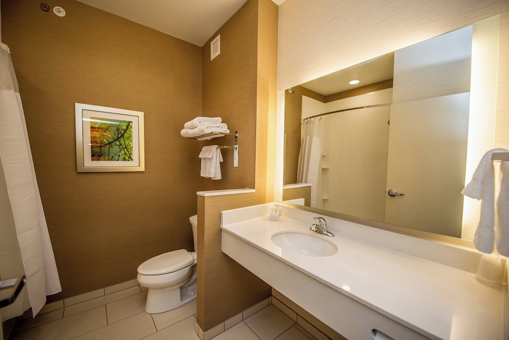 Fairfield Inn & Suites Cambridge - photo 26