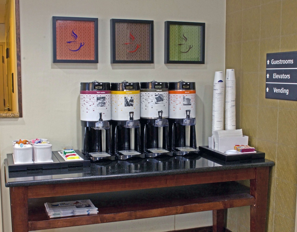 Hampton Inn Norfolk Chesapeake - photo 29