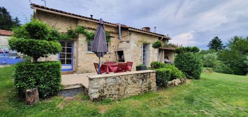 La Rose - carbon neutral hotel in Unknown City