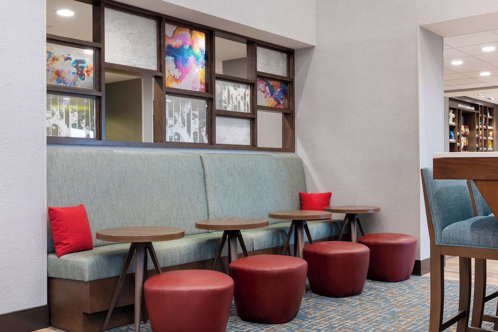 Hampton Inn & Suites Porter Ranch Los Angeles - photo 4