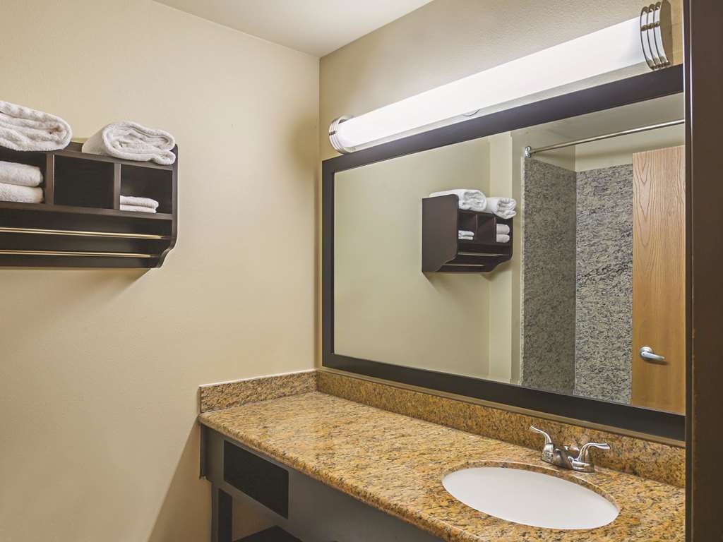 La Quinta Inn by Wyndham Olympia Lacey - photo 25