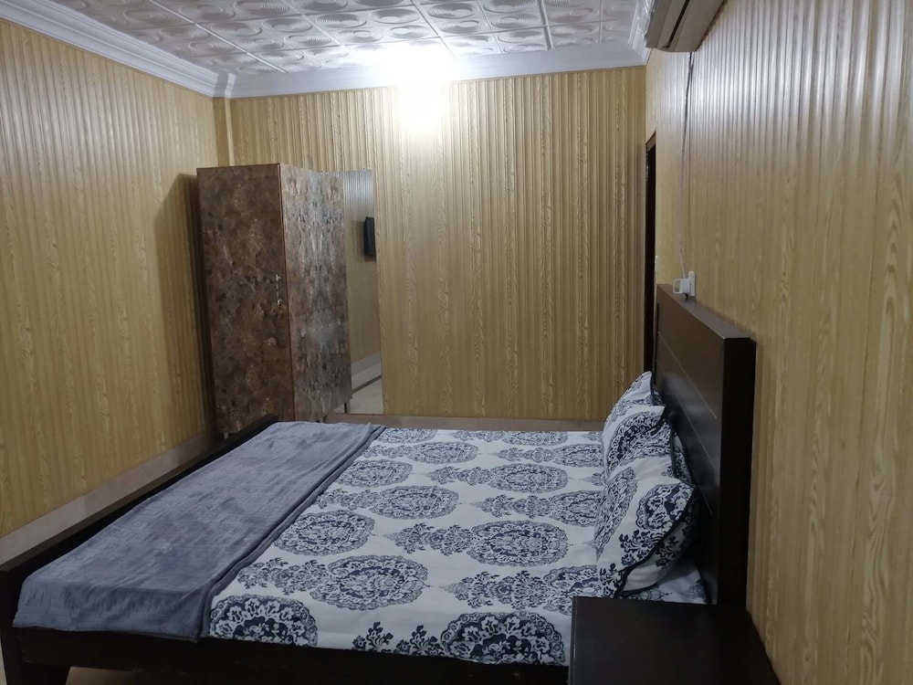 Al Saeed Guest House 19611471 — Rahim Yar Khan