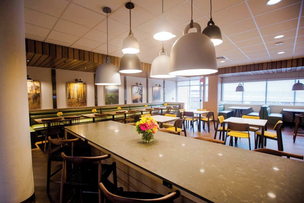 Fairfield Inn & Suites Philadelphia Broomall Newtown Square - photo 23