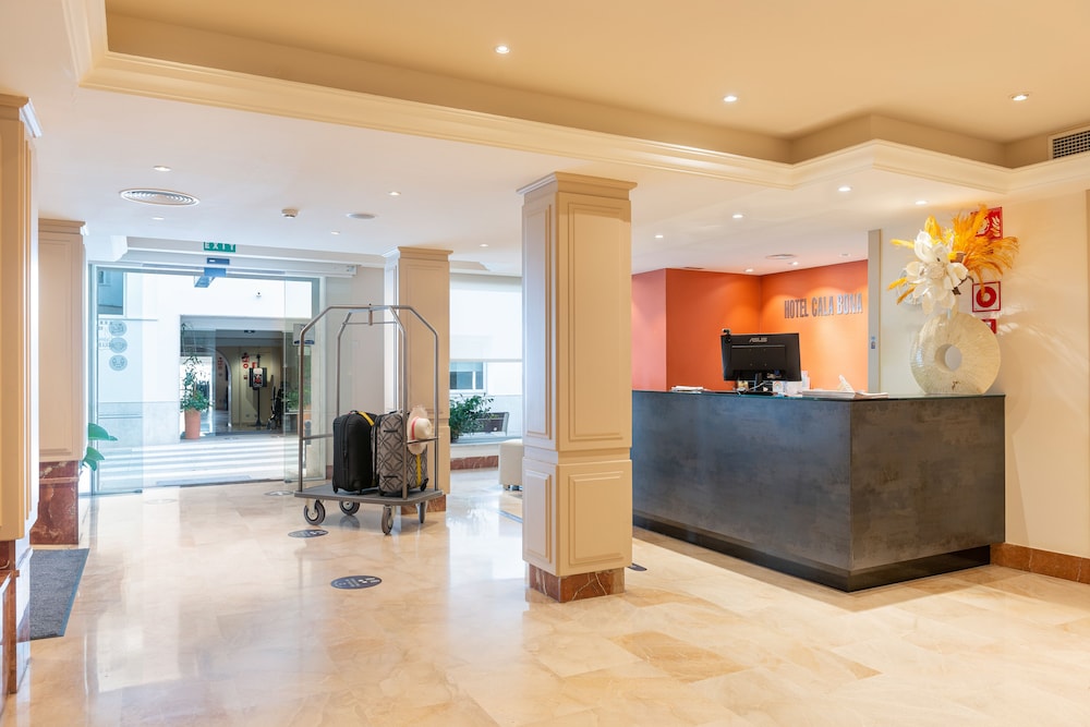 Hotel Cala Bona in Son Servera, Spain