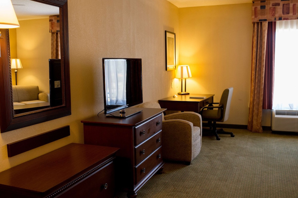 Hampton Inn Oxford West - photo 33
