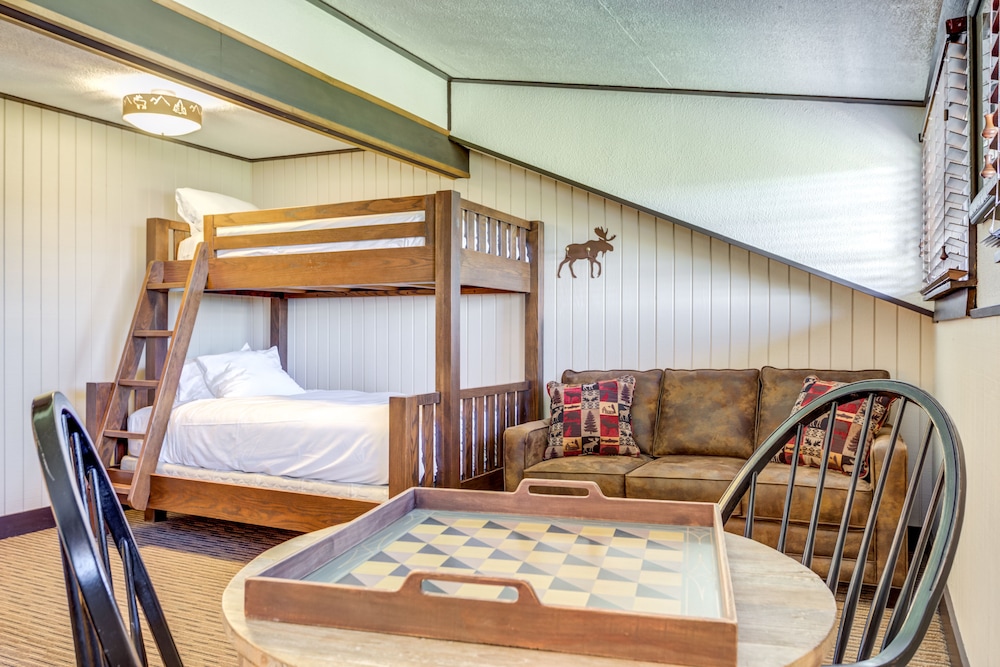 Grand Lake Lodge - photo 40