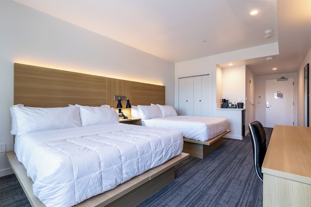 Hotel Mai Downtown Long Beach - photo 38