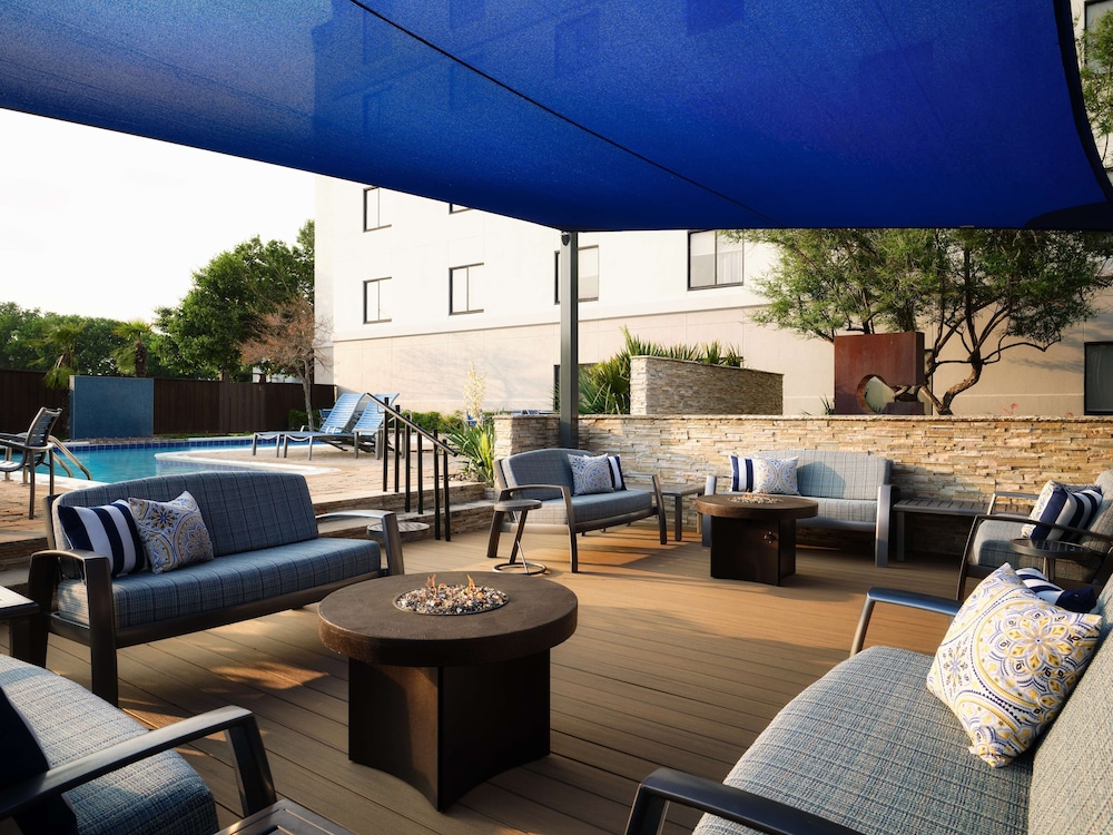 Hilton Garden Inn Las Colinas - photo 33