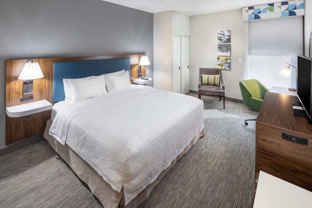 Hampton Inn Asheville Tunnel Rd. - photo 6
