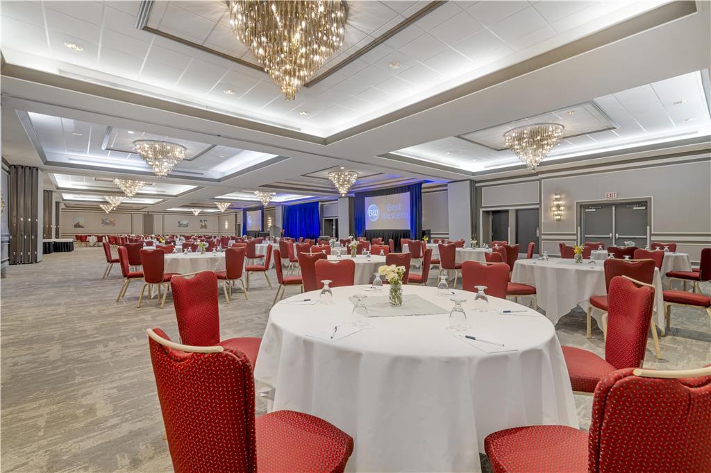 Best Western Royal Plaza Hotel & Trade Center - photo 87