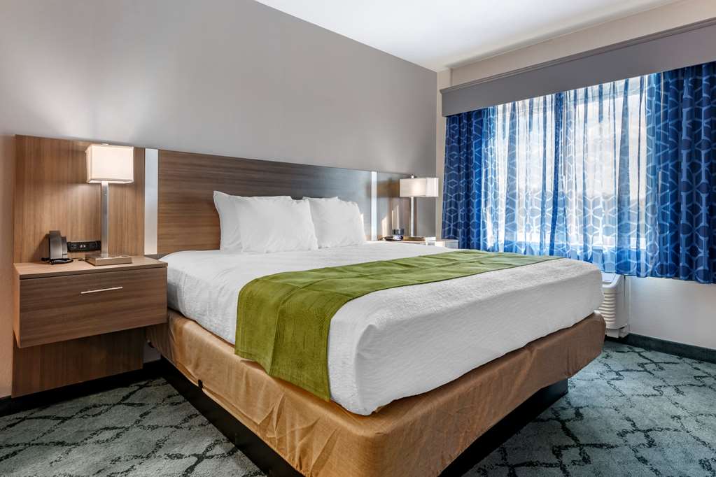 Best Western Plus Lakeland - photo 17