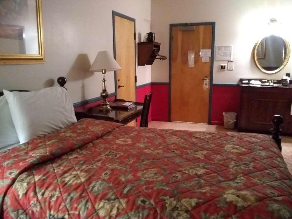 The Charles Inn at Vacationland Inns - photo 19
