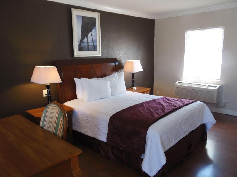 Hi Way Host Motel - photo 15