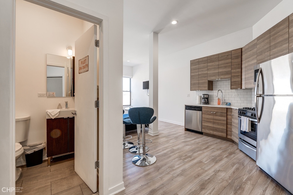 Chicago Third Floor Studio by 747 Lofts - photo 15