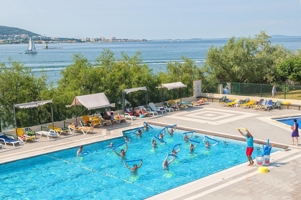 Village Vacances Lo Solehau — hotel in Balaruc-Les-Bains