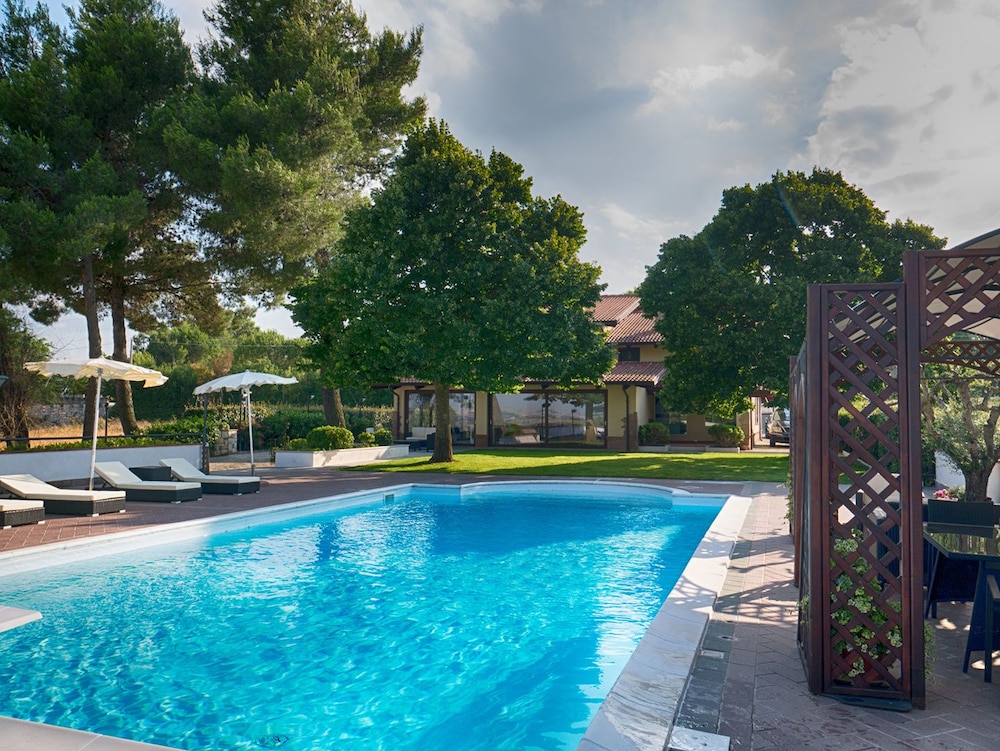 Villa dei Tigli Resort & SPA — hotel in Pietrelcina
