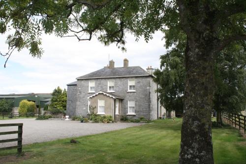 Moate Lodge — 4-Star Luxury Hotel in Athy, Republic of Ireland